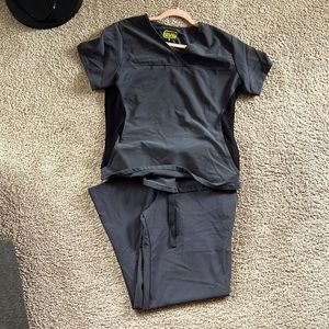 AVE Medical Scrub Set